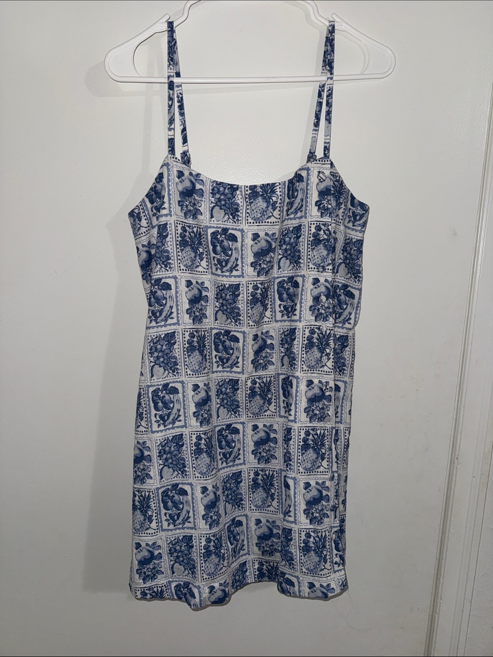 Abercrombie & Fitch Blue and White Tile-Print Slip Dress